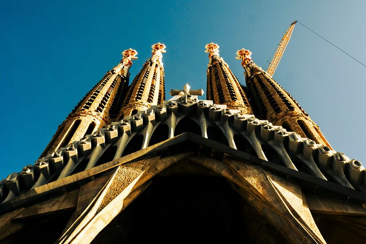 Melhores de Barcelona: Sagrada Família, Gaudi e Tour de Degustação de Doces