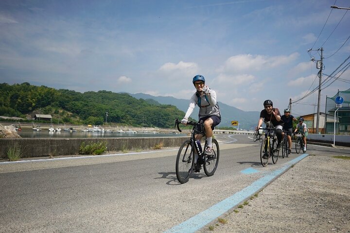 Excursion privée d'une demi-journée à vélo électrique Shimanami Kaido - 3 itinéraires
