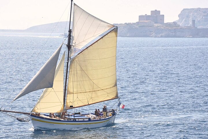 Seilcruise til Château d'If, Frioul-buktene og svømming