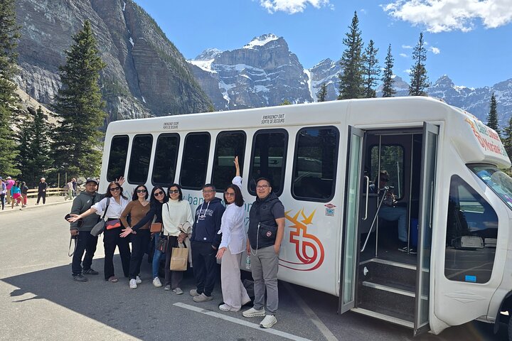 Utforsk Moraine Lake og Lake Louise - en halvdagstur