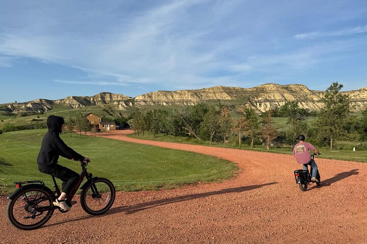 Noleggio E-Bike di un'intera giornata a Medora, Dakota del Nord