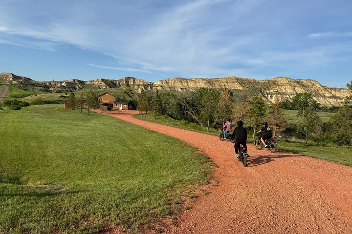 Noleggio E-Bike di un'intera giornata a Medora, Dakota del Nord