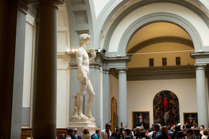 Florence Accademia Gallery Tour & Timed Entry Tickets Included