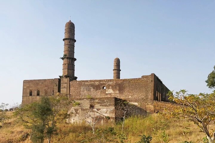 Santuarios Sagrados: Excursión de un día al fuerte de Omkareshwar y Asirgarh