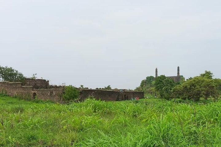 Santuarios Sagrados: Excursión de un día al fuerte de Omkareshwar y Asirgarh