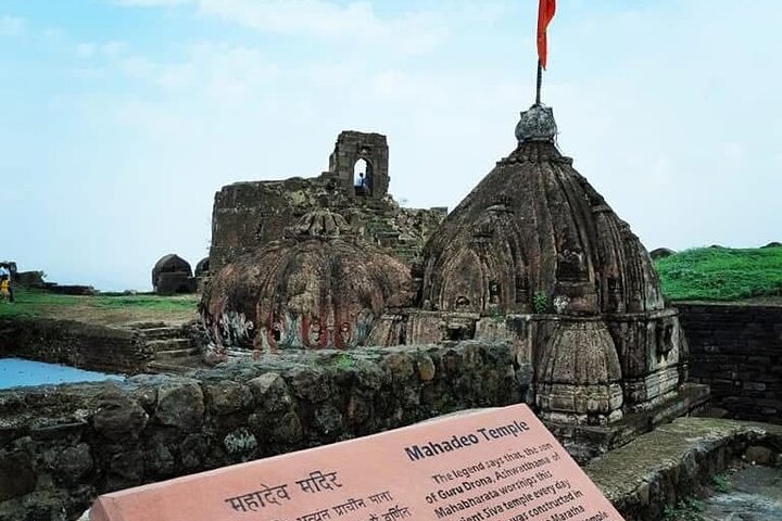 Santuarios Sagrados: Excursión de un día al fuerte de Omkareshwar y Asirgarh