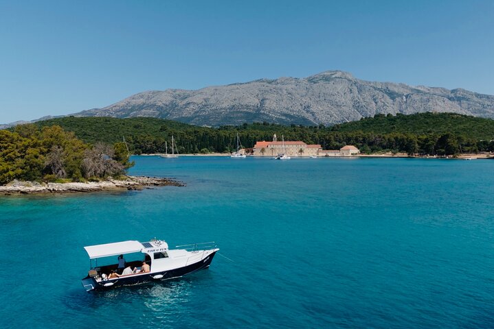 Pescado y diversión – Recorrido en barco por Korčula