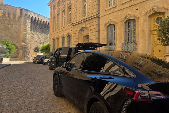 Ankunft und Abreise vom Flughafen Marseille zum Hotel in Marseille