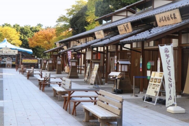Nagoya Slot og lokal smag Samurai fortællinger og gade mad gåtur