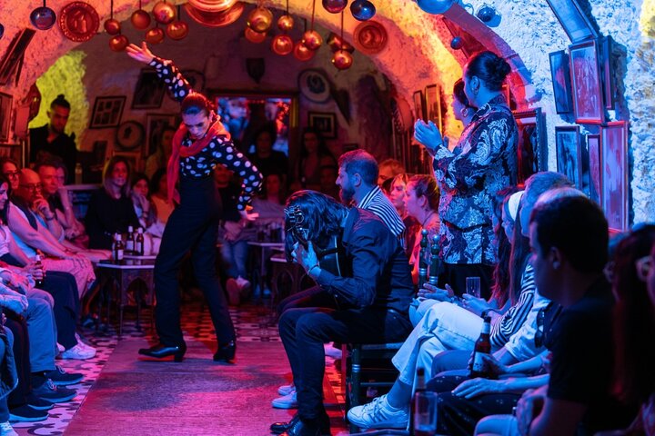 Spettacolo di flamenco nella Cueva Los Amayas di Sacromonte