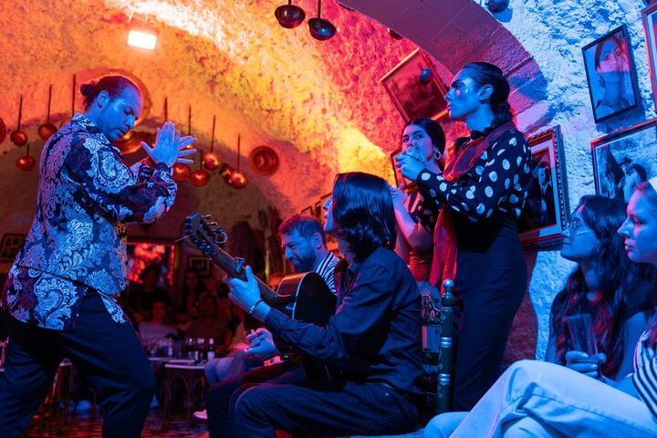 Spettacolo di flamenco nella Cueva Los Amayas di Sacromonte