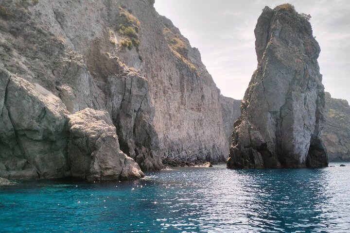 Odyssey: Private Bootstour nach Lipari, optionaler Ausflug nach Salina (4–8 Stunden)