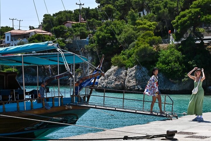 Croisière à Athènes: Agistri, Moni/Metopi, Égine avec déjeuner et boissons