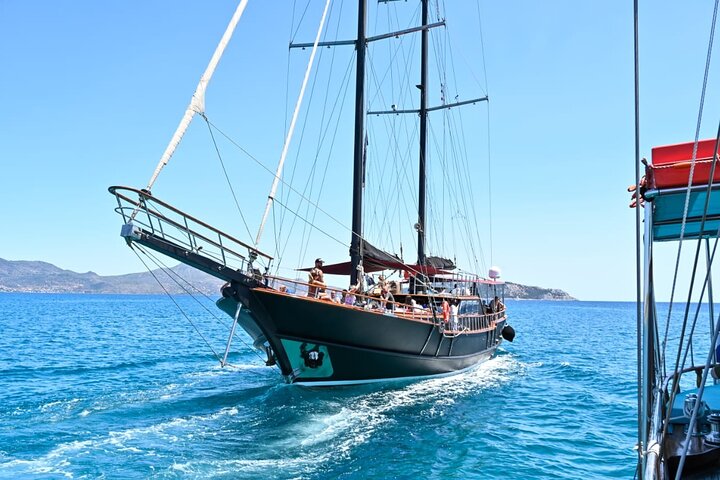 Croisière à Athènes: Agistri, Moni/Metopi, Égine avec déjeuner et boissons