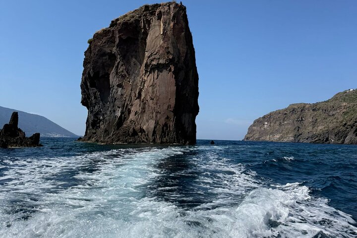 Odyssey: Private Bootstour nach Lipari, optionaler Ausflug nach Salina (4–8 Stunden)