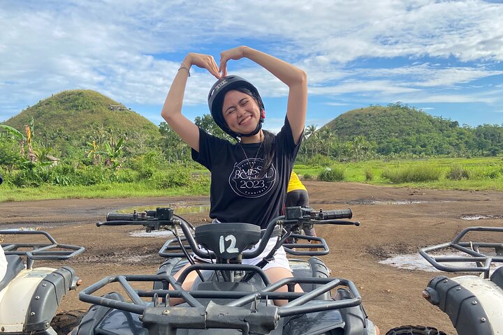 Tour de aventura en Chocolatehills con Pangas Falls, ATV Y Zipline