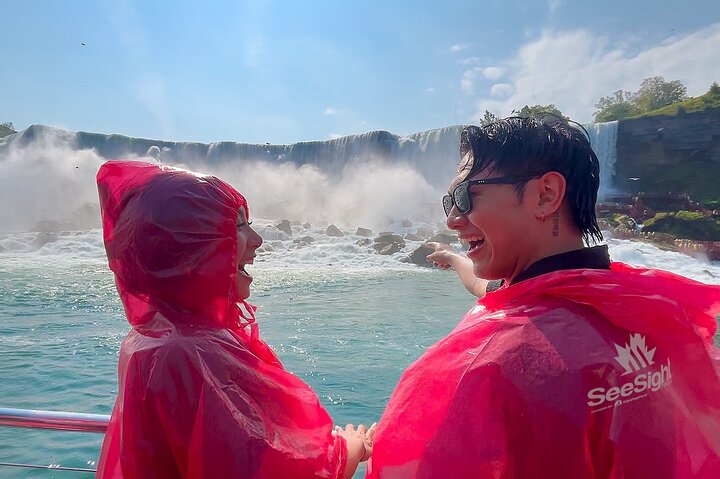 Lo mejor de Niagara Falls Canada Premium Tour : Detrás de Cataratas y Barco