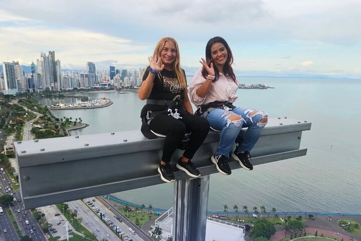 Private City Tour + CANAL + Old Town + Amador + 360° VIEWS