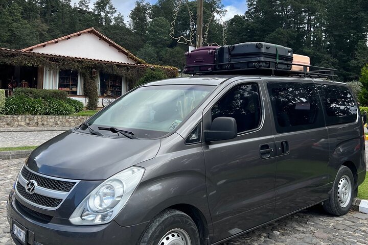 Gemeinsamer Transfer von Panajachel Atitlan nach Guatemala-Stadt