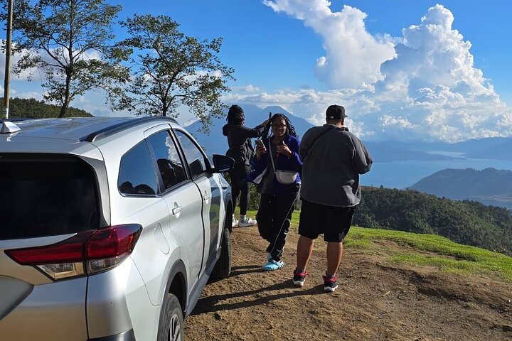 Gemeinsamer Transfer von Panajachel Atitlan nach Guatemala-Stadt