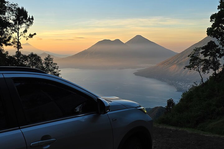Gemeinsamer Transfer von Panajachel Atitlan nach Guatemala-Stadt