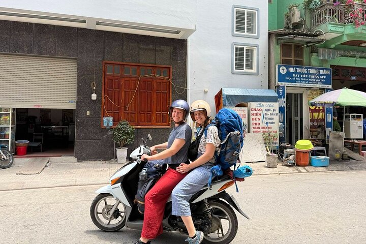 3 - Day Cao Bang Loop Motorbike Adventure, Vie ethnique de Hanoï