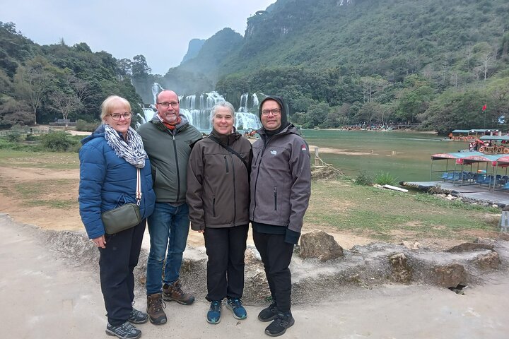 3 - Day Cao Bang Loop Motorbike Adventure, Vie ethnique de Hanoï
