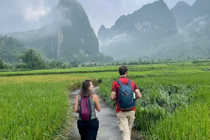 3 - Day Cao Bang Loop Motorbike Adventure, Vie ethnique de Hanoï