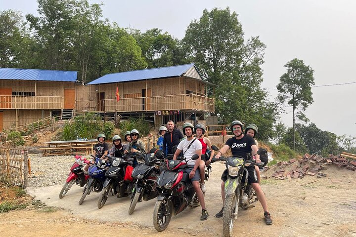 3 - Day Cao Bang Loop Motorbike Adventure, Vie ethnique de Hanoï