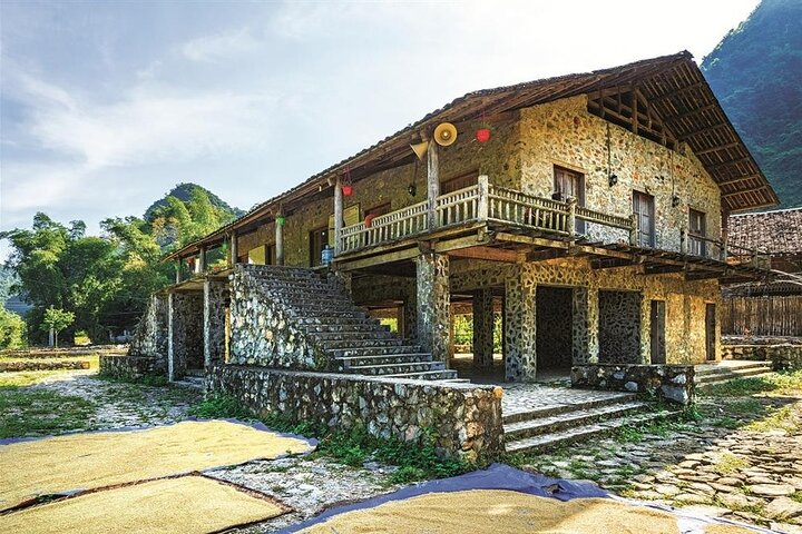 3 - Day Cao Bang Loop Motorbike Adventure, Vie ethnique de Hanoï