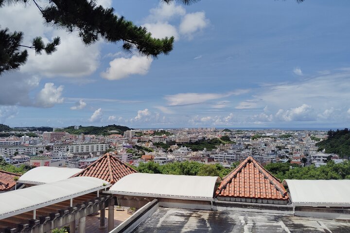 Naha: Rejse til den anden verdenskrig Navy Underground HQ i Okinawa