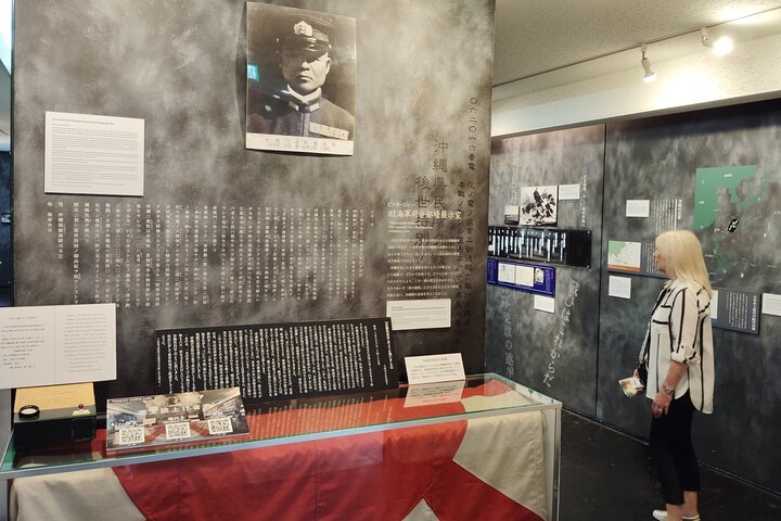 Naha: Rejse til den anden verdenskrig Navy Underground HQ i Okinawa