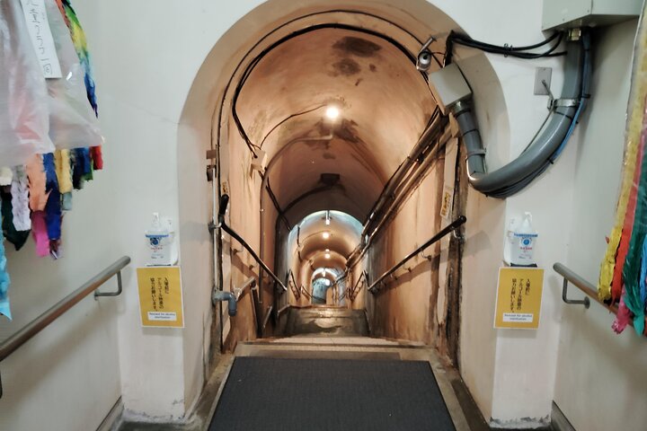 Naha: Rejse til den anden verdenskrig Navy Underground HQ i Okinawa