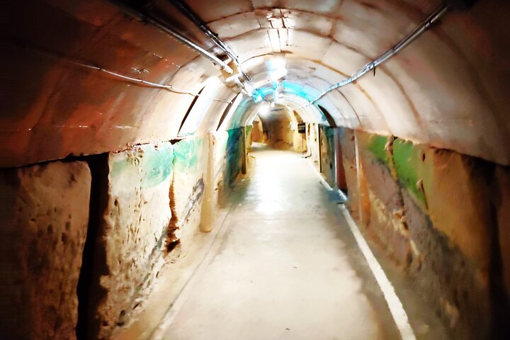 Naha: Rejse til den anden verdenskrig Navy Underground HQ i Okinawa