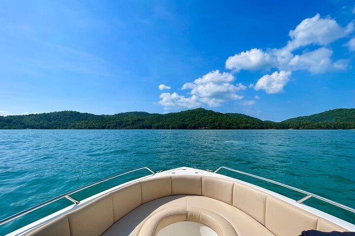 Pig Island & Koh Tan Tour per speedboot (snorkelen en kajakken)