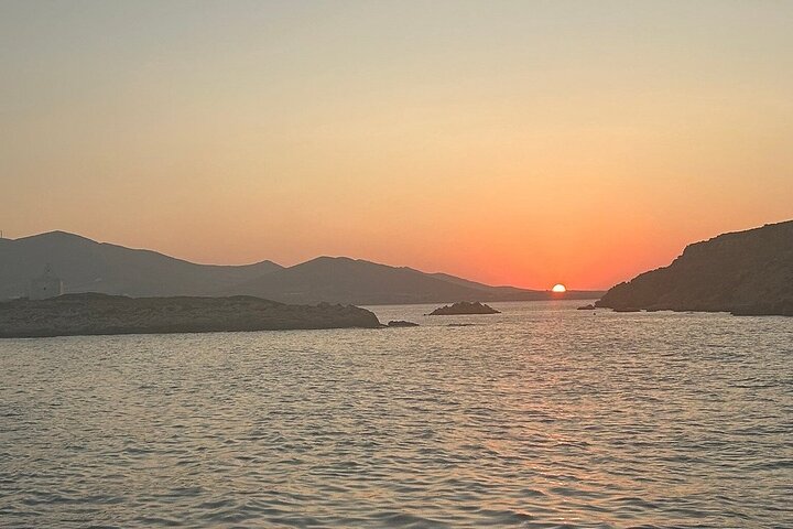 Crucero de medio día por Paros Antiparos y Despotiko