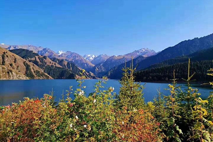 Privat dagstur til Tianchi Heavenly Lake og Red Hill fr Urumqi