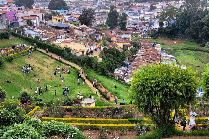 Coimbatore till Ooty dagsutflykt - Utforska en perfekt Hill Station
