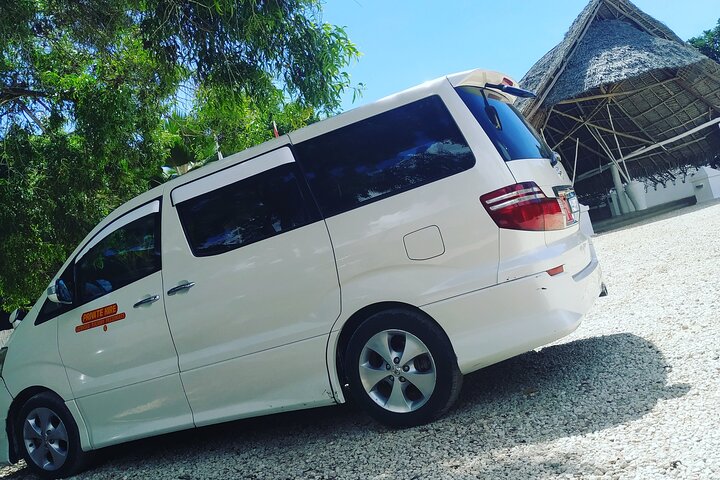 Zanzibar Flygplatstransfer ZNZ Private Taxi Hotel Transfer