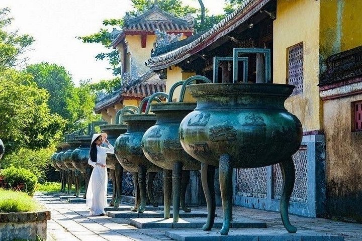Hue City Sightseeing Privat bil med engelsktalende sjåfør