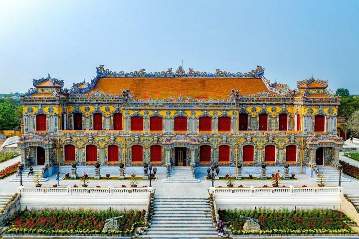 Hue City Sightseeing Privat bil med engelsktalende sjåfør