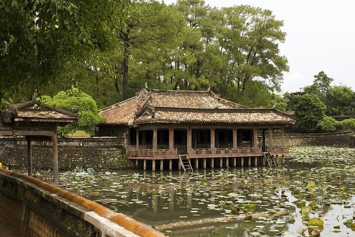 Hue City Sightseeing Privat bil med engelsktalende sjåfør