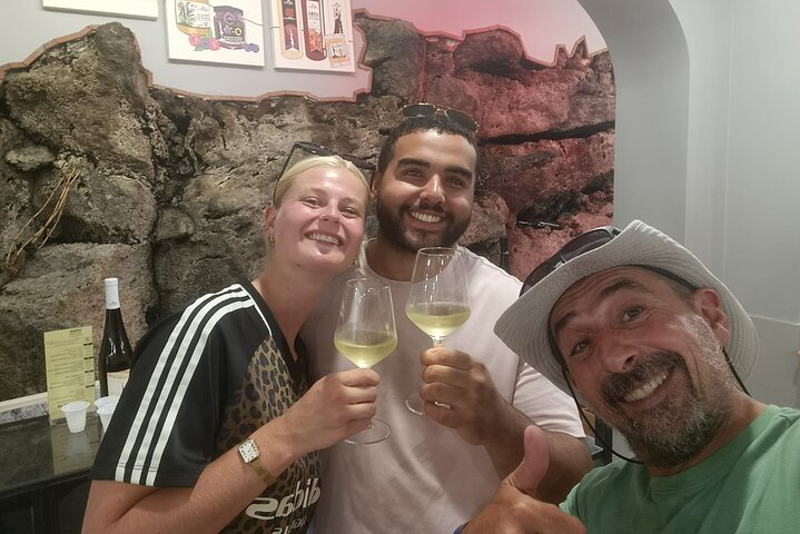 Etna Jeep Offroad-tur: Lavastrømme, Etna-vine, frokost i 2000 meters højde