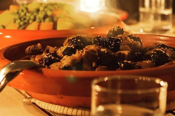 Resa från Erfoud till Merzougaöknen, middag, kamelritt, solnedgång