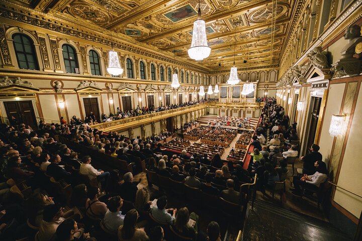 Wiener Mozartkonzert in historischen Kostümen im Musikverein