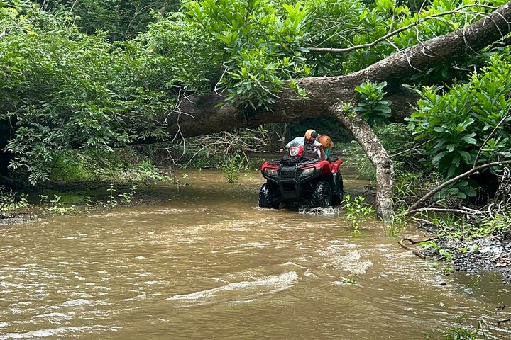 Punta Cacique ATV 4WD Jungle e Mountain Adventure em Costa Rica