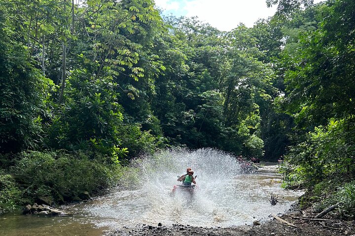 Punta Cacique ATV 4WD Jungle e Mountain Adventure em Costa Rica