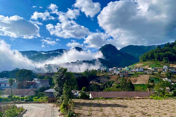 Escursione sul lago Chicabal + Esplora il villaggio Maya - Avventura di due giorni