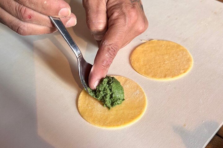 Aula de culinária em um antigo mosteiro de artistas no coração de Monopoli