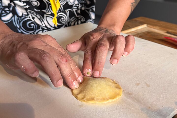 Aula de culinária em um antigo mosteiro de artistas no coração de Monopoli